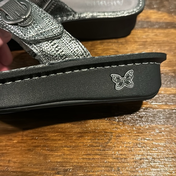 Alegria Carina Womens Silver Sandal CAR-713 EUR 38US 8/8.5 Comfort F…new‎ - Picture 3 of 10